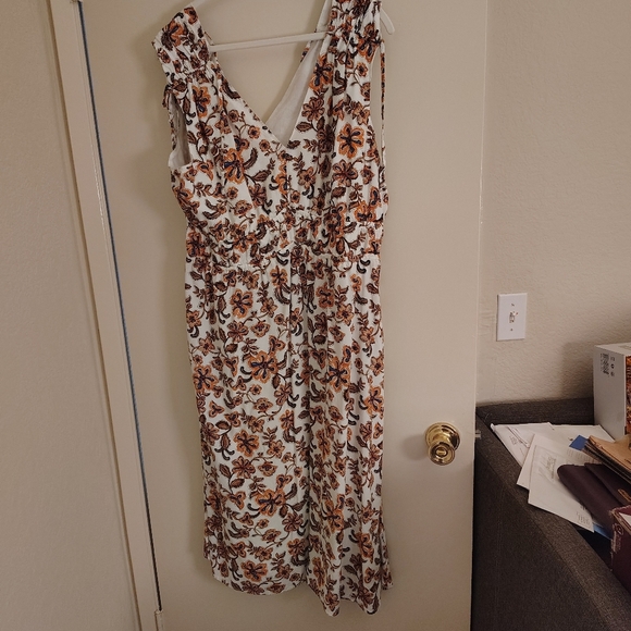 Long dress with short sleeves for sale extra large - Picture 4 of 8